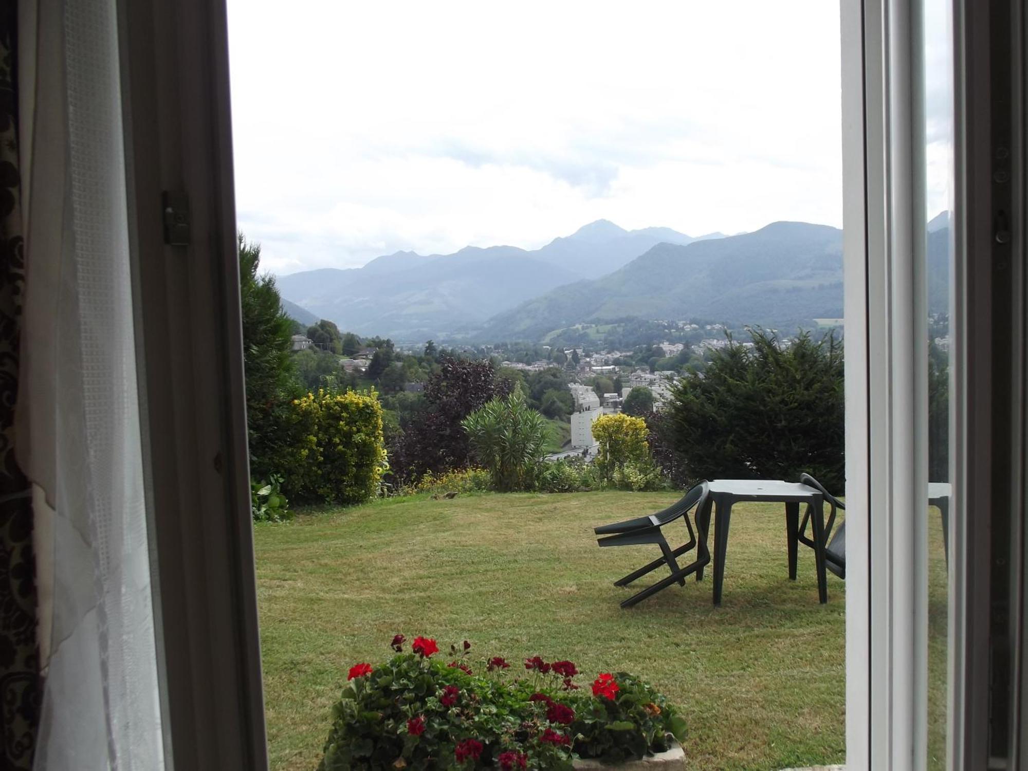 Chambres D'Hotes Le Belvedere Bagneres-de-Bigorre Bilik gambar